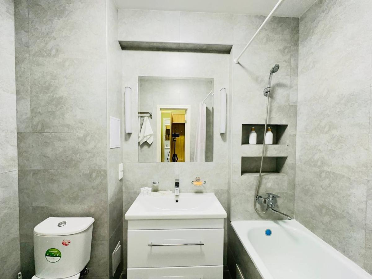 Central Park In The City Center Apartment Алма Ата Екстериор снимка