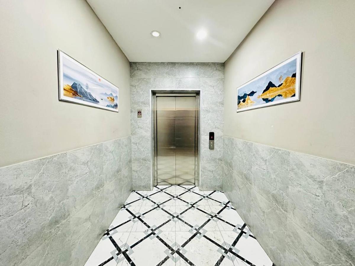 Central Park In The City Center Apartment Алма Ата Екстериор снимка